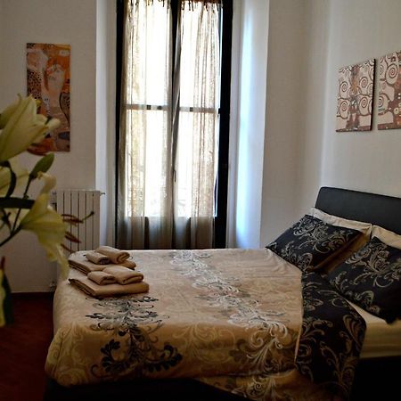 Ferienwohnung La Casa Dei Viaggiatori Mailand Zimmer foto