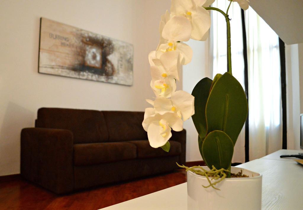 Ferienwohnung La Casa Dei Viaggiatori Mailand Zimmer foto